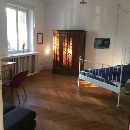 Ferienwohnung Freiburg Herdern Kamer foto