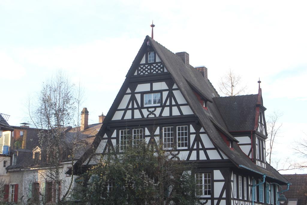 Ferienwohnung Freiburg Herdern Kamer foto
